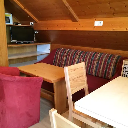 Karl Aigner Apartment *