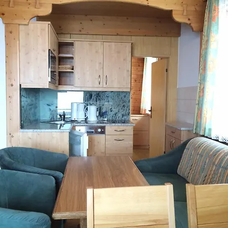 Karl Aigner Apartment *